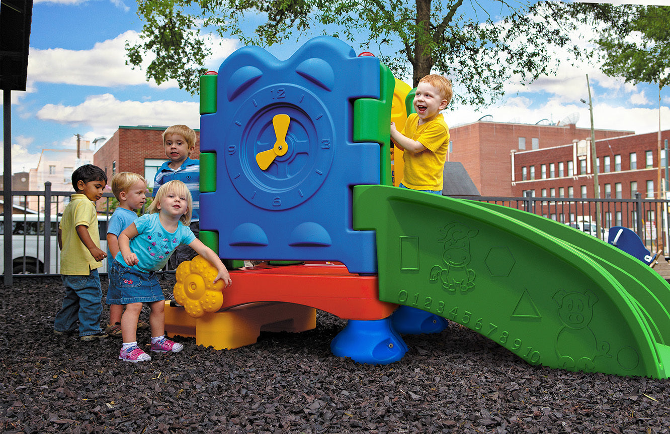 Discovery Center Super Sprout Play System